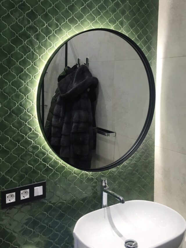 Зеркало в раме Nordic